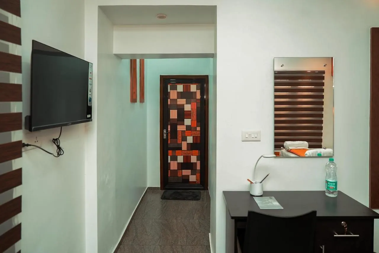 Kalloos Island Backwater Resort Kollam