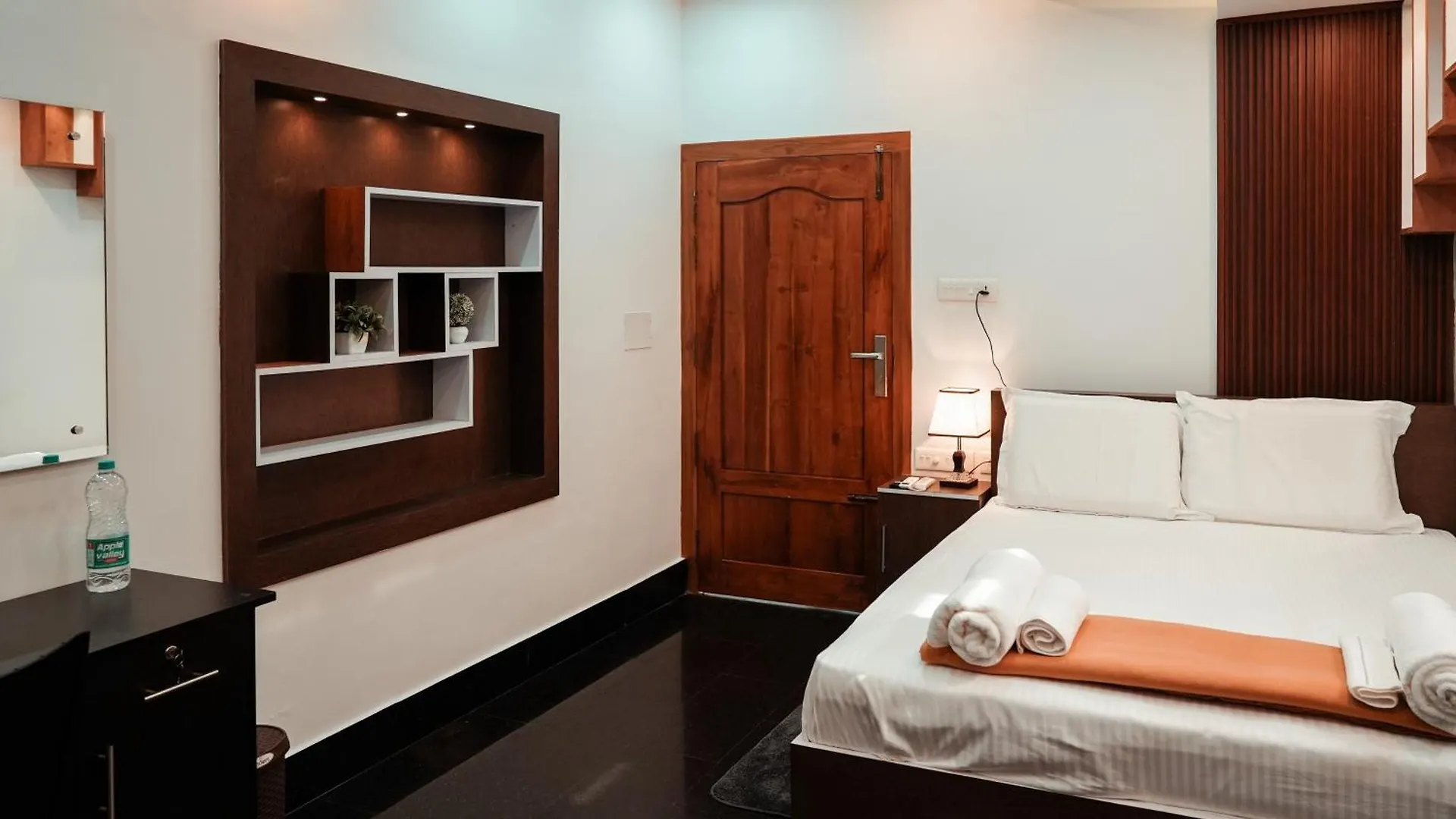 Kalloos Island Backwater Resort Kollam